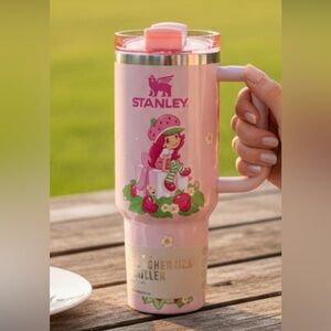 Strawberry Shortcake 40oz with Sparkle Tumbler NIB